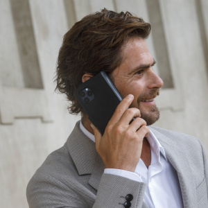 dbramante1928 Lynge - iPhone 13 Pro - Black