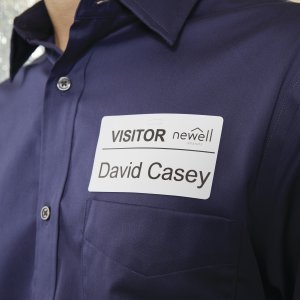 DYMO Authentic LabelWriter Large Shipping Labels/Name Badges | 54mm x 101mm | 12 Rolls of 220 (2,640 Easy-Peel Labels) | Self-Adhesive | for LabelWriter Label Makers