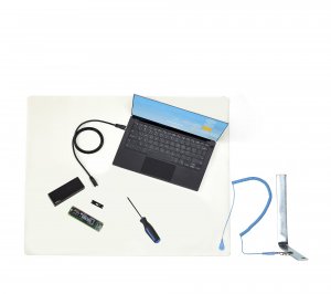 StarTech.com Anti Static Mat, ESD Mat for Electronics Repair, Anti Static Table/Desk Mat w/Detachable Grounding Wire, ANSI/ESD S 4.1, Flexible Thermoplastic Work Pad/Mat, 11x18in (30x46cm)