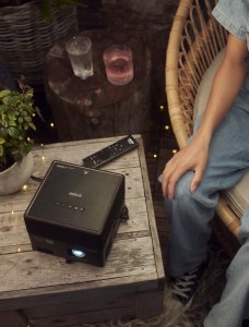 Epson EF-12 data projector Standard throw projector 1000 ANSI lumens 3LCD 1080p (1920x1080) Black