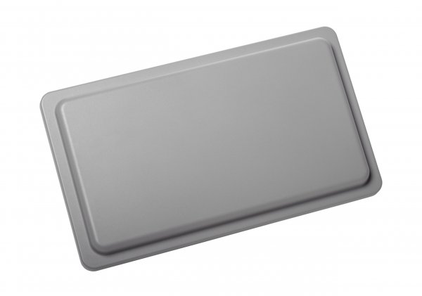Cisco Aironet Dual-Band Directional Wi-Fi Patch Antenna, 8 dBi (2.4 GHz)/8 dBi (5 GHz), 3 Ports, 3 N-Type Female Connectors, 1-Year Limited Hardware Warranty (AIR-ANT2588P3M-N=)