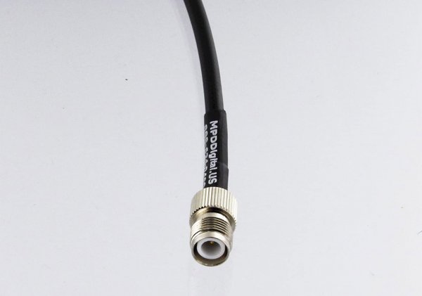 Cisco Aironet 20-Foot Low-Loss Cable Assembly, 1 RP-TNC Plug and 1 RP-TNC Jack, 90-Day Limited Hardware Warranty (AIR-CAB020LL-R)