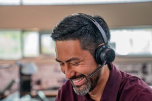 POLY Voyager Focus 2 USB-A Headset