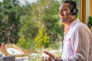 HP Poly Voyager 4320 USB-C Headset