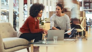 AOC E3 27E3QAF LED display 68.6 cm (27") 1920 x 1080 pixels Full HD Black