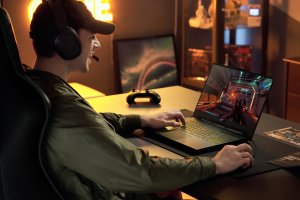 ASUS TUF Gaming A17 FA707XI-HX021W Laptop 43.9 cm (17.3") Full HD AMD Ryzen™ 9 7940HS 16 GB DDR5-SDRAM 512 GB SSD NVIDIA GeForce RTX 4070 Wi-Fi 6 (802.11ax) Windows 11 Home Black, Grey
