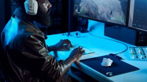 Logitech G G502 X PLUS - LIGHTSPEED Wireless RGB Gaming Mouse