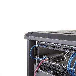 StarTech.com Gigabit Ethernet Copper-to-Fiber Media Converter - SM LC - 10 km