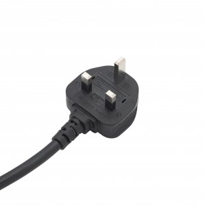 connektgear 1m UK Mains Power Cable - UK Plug to C13 Socket