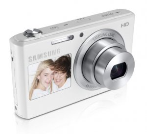 Samsung DV DV151F Compact camera 16.2 MP CCD 4608 x 3456 pixels White