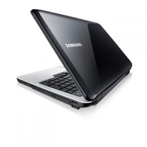 Samsung RV RV510-A0BUK Intel® Pentium® Dual-Core T4500 39.6 cm (15.6") 2 GB DDR3-SDRAM 500 GB Intel® GMA 4500M Windows 7 Home Premium