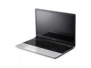 Samsung 3 NP300E5A Intel® Core™ i3 i3-2350M 39.6 cm (15.6") 6 GB DDR3-SDRAM 500 GB HDD Windows 7 Home Premium English Black, Silver