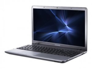 Samsung 3 NP355V5C AMD A8 A8-4500M Laptop 39.6 cm (15.6″) HD DDR3-SDRAM 1 TB HDD Windows 7 Home Premium Silver