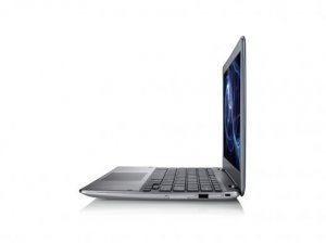 Samsung 5 XE550C22 Intel® Celeron® 867 Chromebook 30.7 cm (12.1") 4 GB DDR3-SDRAM 16 GB SSD ChromeOS Silver