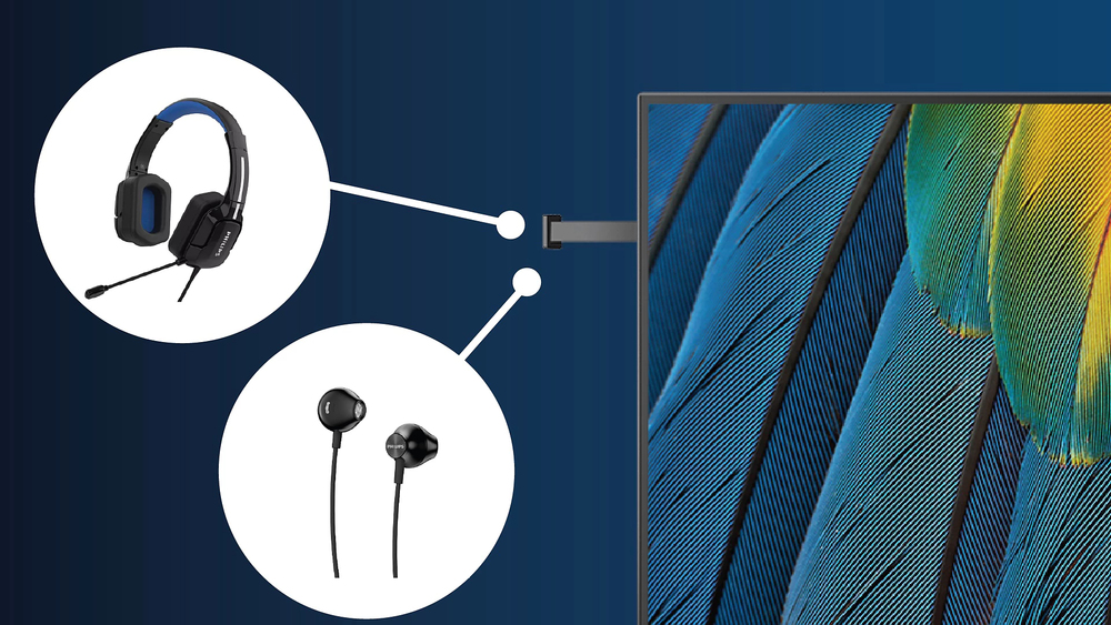 Earphone hook: Accessary within reach