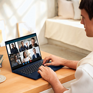 Real-time webcam image optimization
